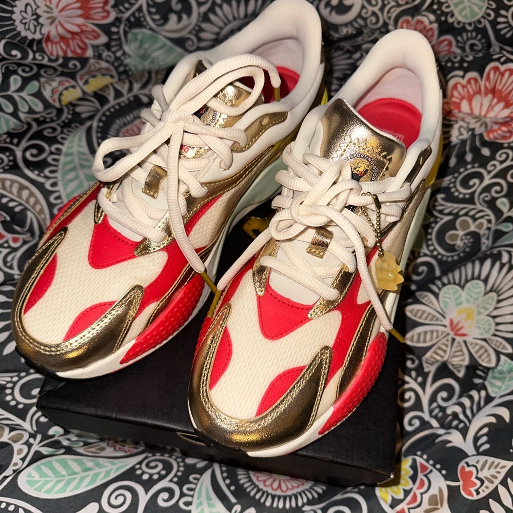 Size 10m pumas